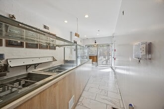 1840 E Passyunk Ave, Philadelphia, PA à louer Photo intérieure– Image 2 sur 13