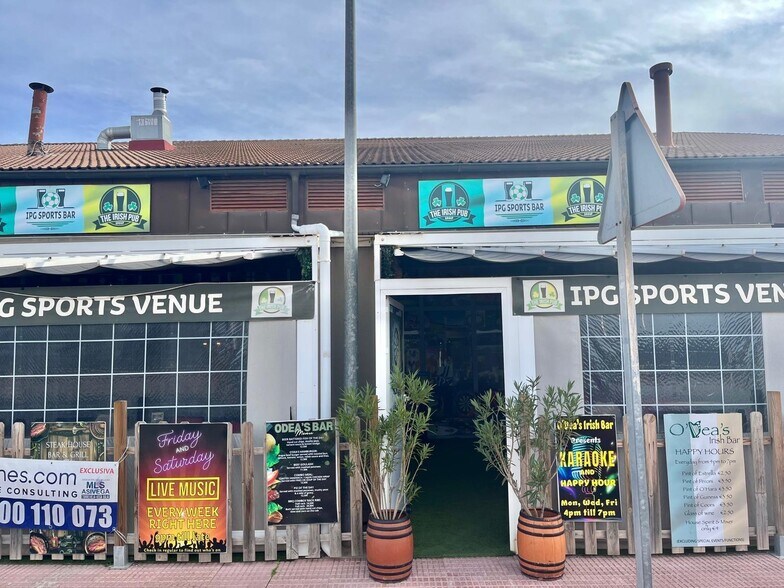 Local commercial dans Orihuela à louer - Photo de l’immeuble – Image 3 sur 41