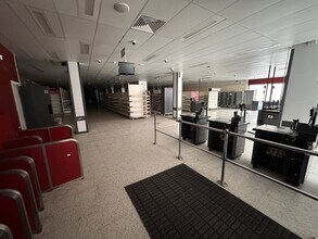 1A Vicar Ln, Chesterfield à louer Photo intérieure– Image 2 sur 4