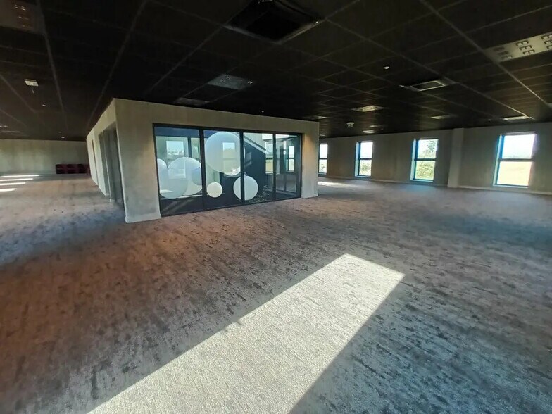 Bureau dans Montivilliers à louer - Photo intérieure – Image 1 sur 4