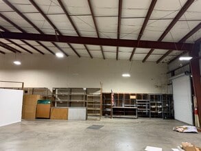 77 W 3rd St, Santa Rosa, CA à louer Photo intérieure– Image 2 sur 3