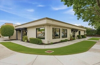 2096 Lincoln Ave, San Jose, CA à louer Photo de l’immeuble– Image 2 sur 13