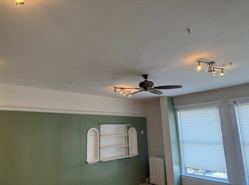 104 W 4th St, Royal Oak, MI à louer Photo intérieure– Image 1 sur 6