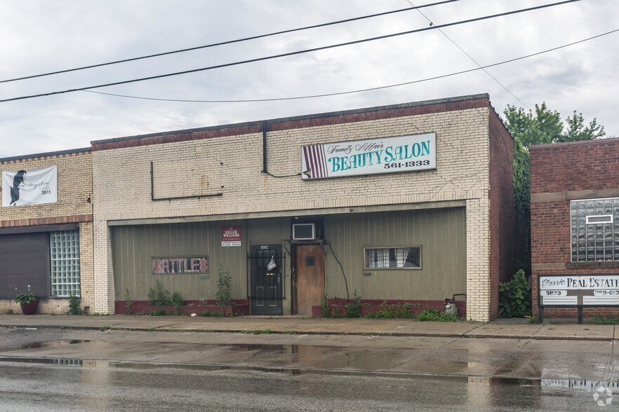 3819-3821 Lee Rd, Garfield Heights, OH à louer - Photo de l’immeuble – Image 2 sur 3