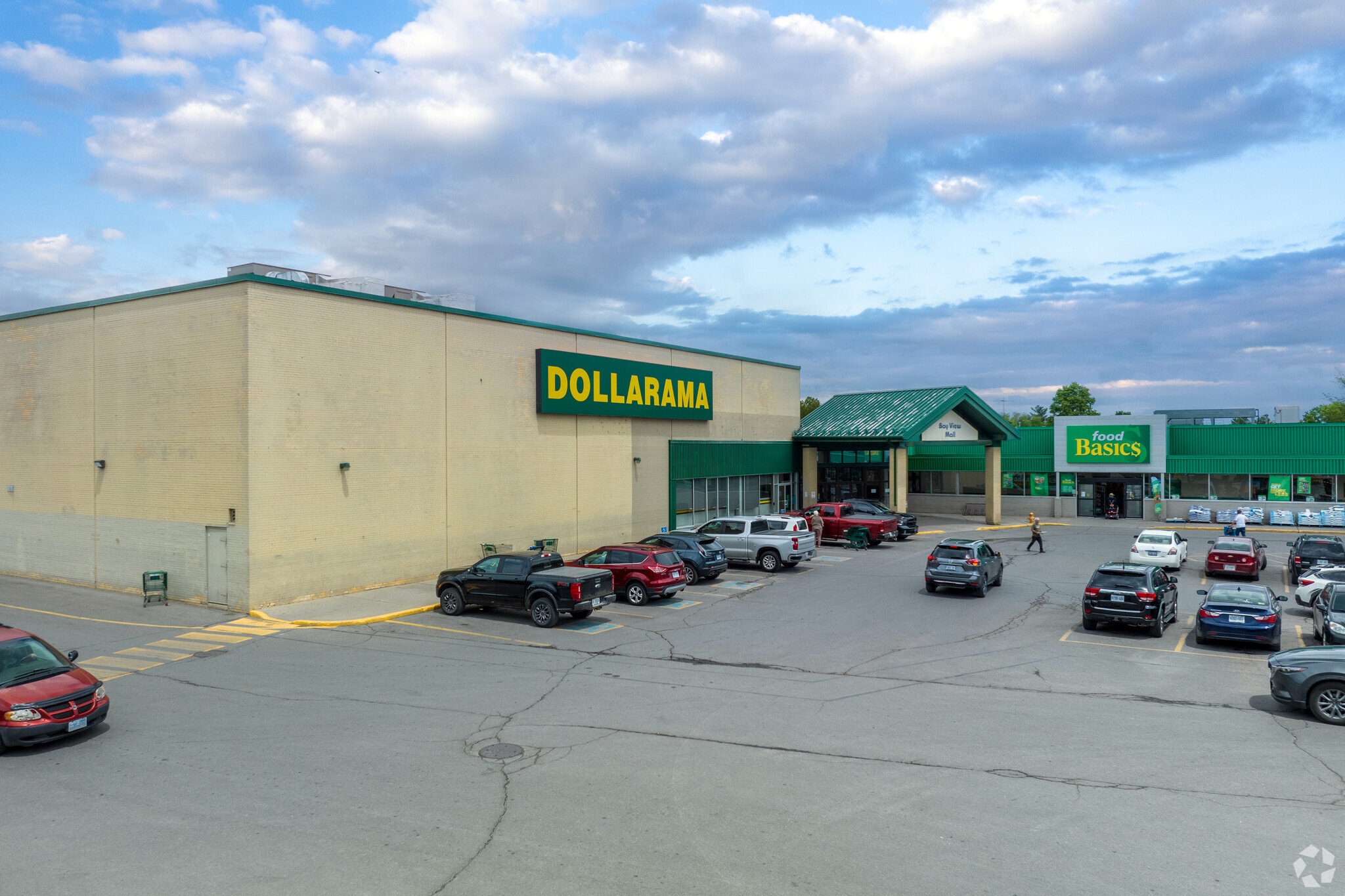 470 Dundas St E, Belleville, ON à vendre Photo principale– Image 1 sur 5