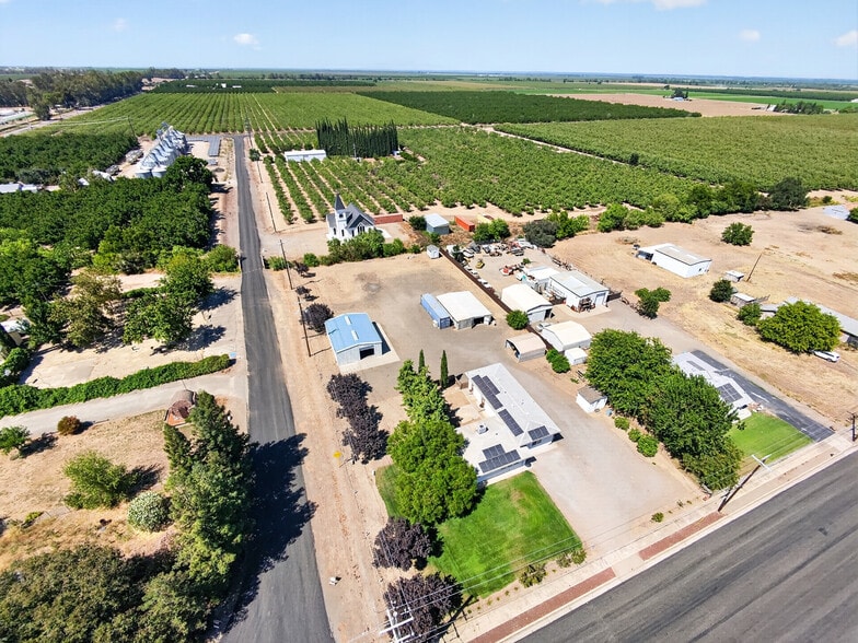 29120 Main st, Dunnigan, CA à vendre - Photo principale – Image 1 sur 13
