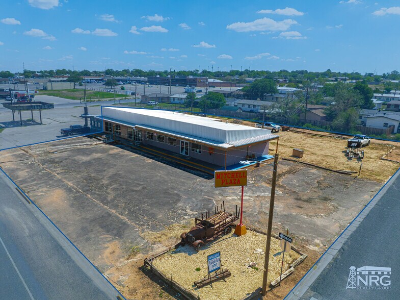 1600 E 4th St, Big Spring, TX à louer - Photo de l’immeuble – Image 3 sur 11
