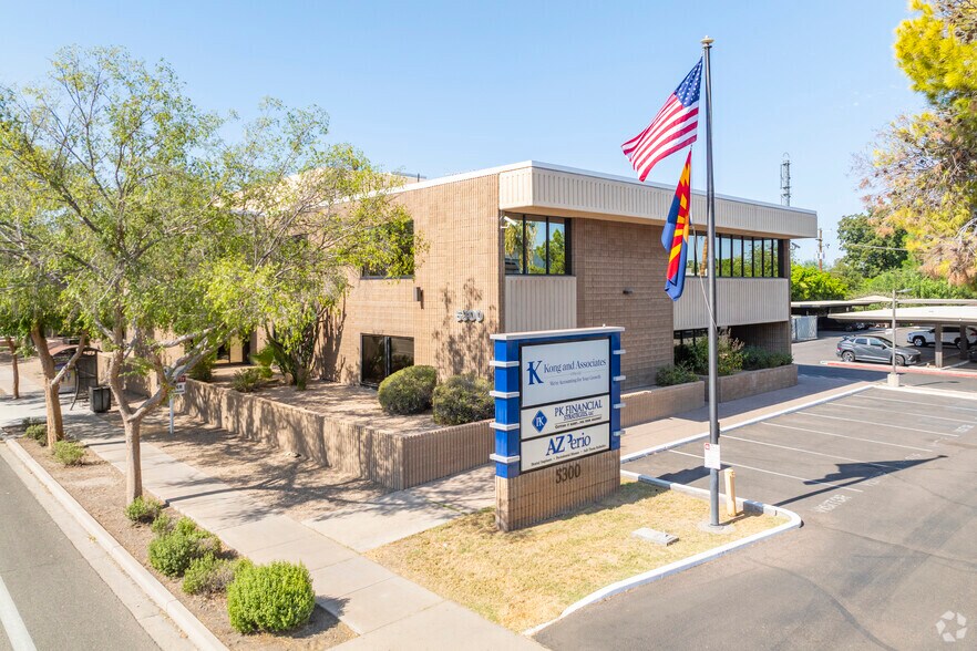 5300 N Central Ave, Phoenix, AZ à louer - Photo de l’immeuble – Image 2 sur 5