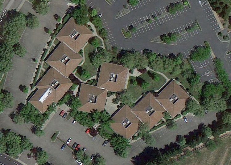 6040 Commerce Blvd, Rohnert Park, CA à louer Photo de l’immeuble– Image 1 sur 8