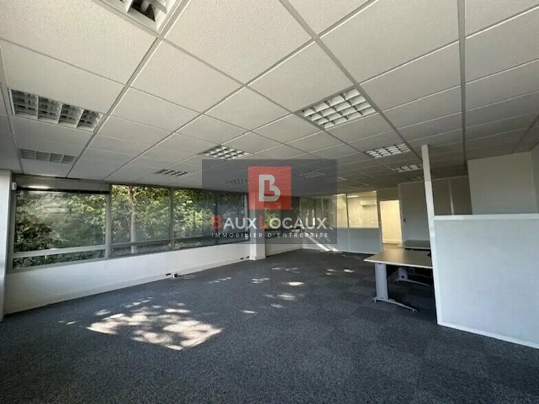 Bureau dans Avignon à louer - Photo intérieure – Image 2 sur 10