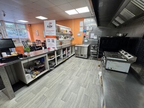 6 Dunraven St, Tonypandy à louer Photo intérieure– Image 2 sur 5