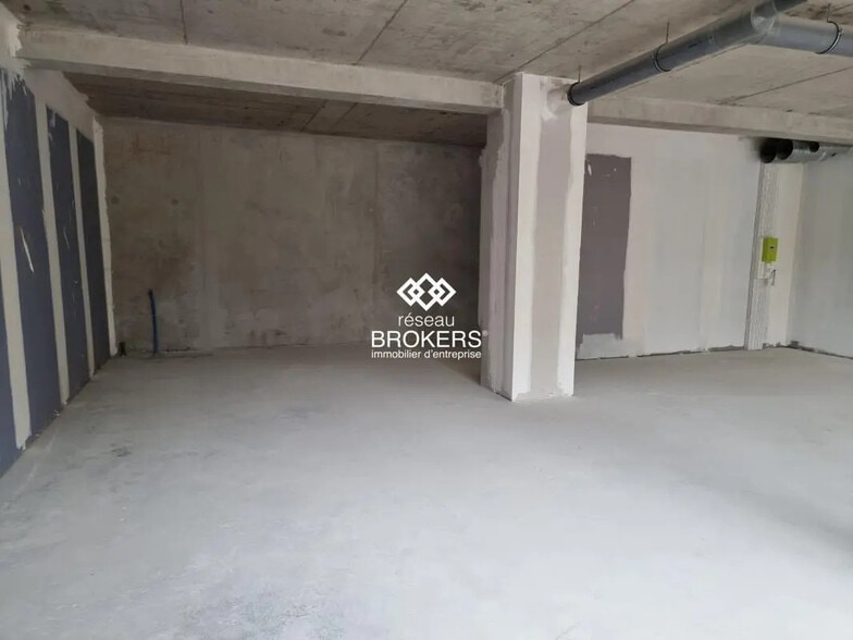 440 Avenue Des Pres D'Arenes, Montpellier à vendre - Photo de l’immeuble – Image 2 sur 6