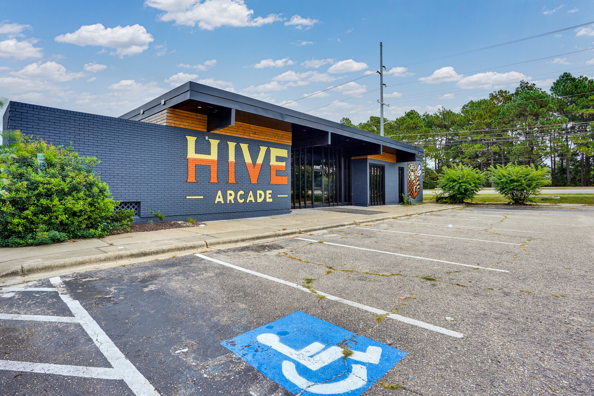 5397 Ramsey St, Fayetteville, NC à vendre Photo principale– Image 1 sur 2