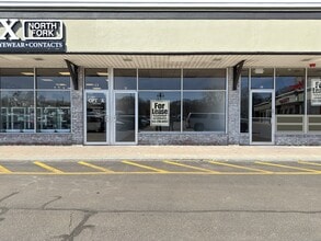 Rte 25, Mattituck, NY à louer Photo intérieure– Image 1 sur 3