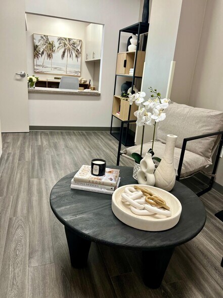 3661 S Miami Ave, Miami, FL à louer - Photo de l’immeuble – Image 3 sur 15
