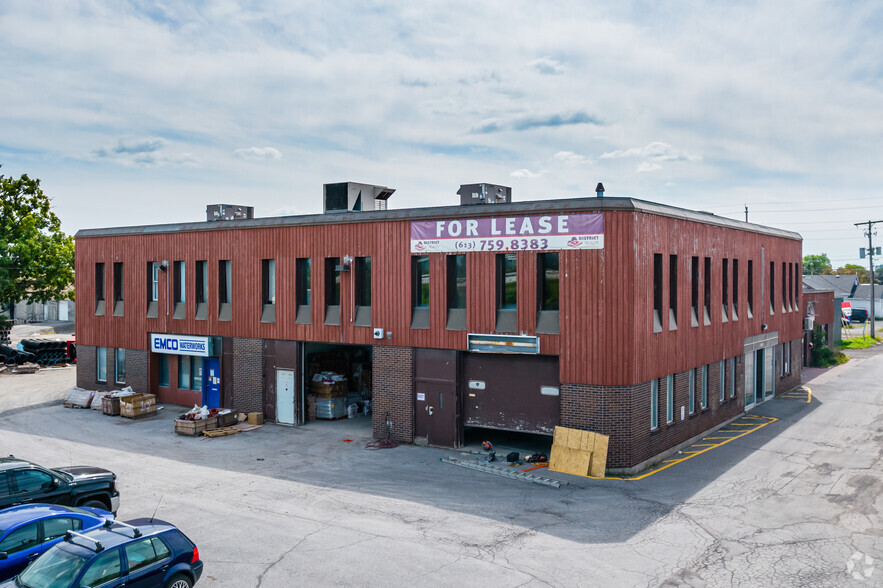 1417 Cyrville Rd, Ottawa, ON à louer - Photo de l’immeuble – Image 1 sur 6