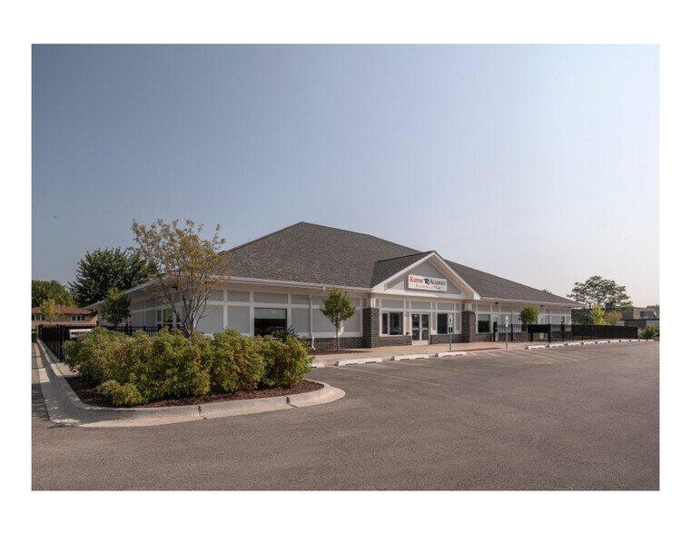 1502 75th St, Darien, IL à vendre - Photo de l’immeuble – Image 2 sur 8