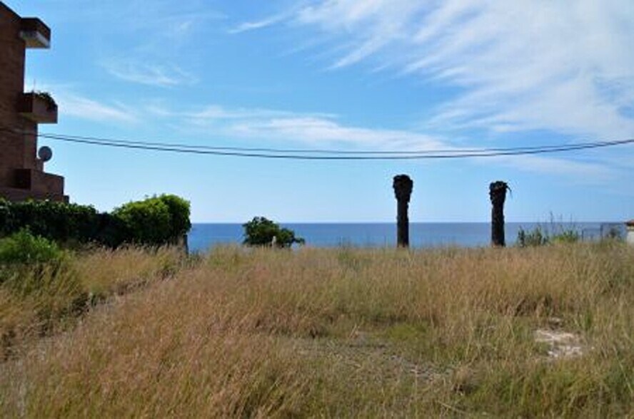 Terrain dans El Vendrell, Tarragona à vendre - Photo de l’immeuble – Image 3 sur 8