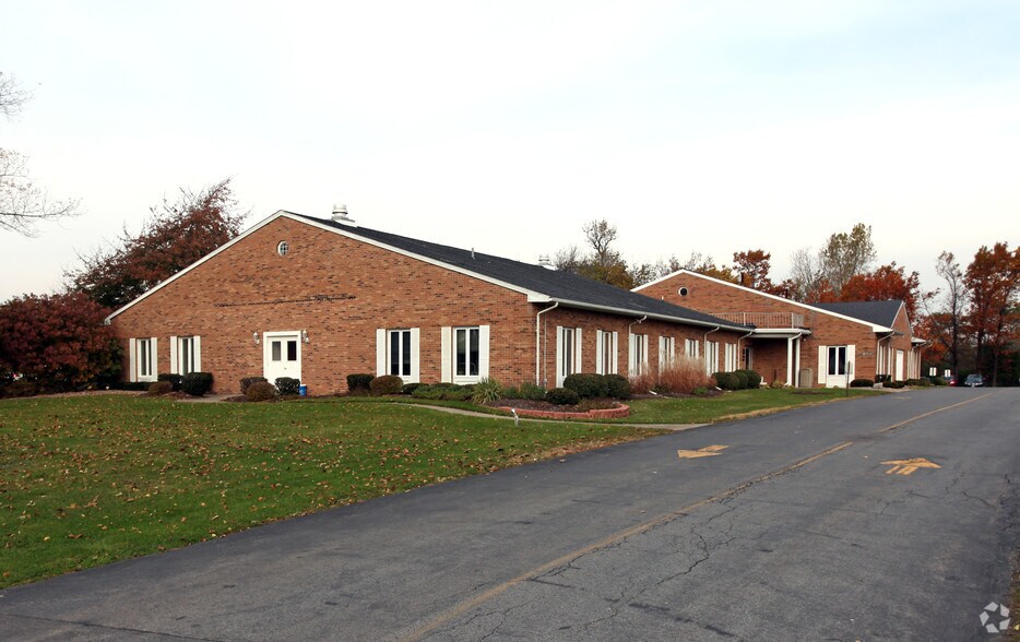 9600 Main St, Clarence, NY à vendre - Photo principale – Image 1 sur 31