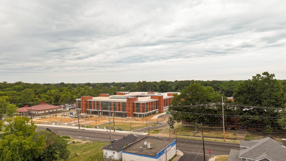 1212 Vollintine Ave, Memphis, TN à louer - Photo de l’immeuble – Image 3 sur 16