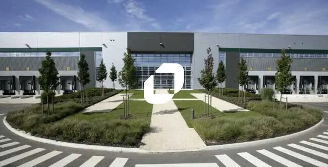 Plus de détails pour 2000 Ferme De Chanteloup, Moissy-Cramayel - Bureau, Industriel/Logistique à louer