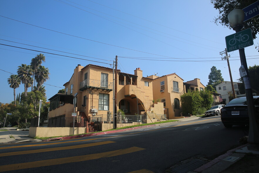 4253 Franklin Ave, Los Angeles, CA à vendre - Photo principale – Image 1 sur 9
