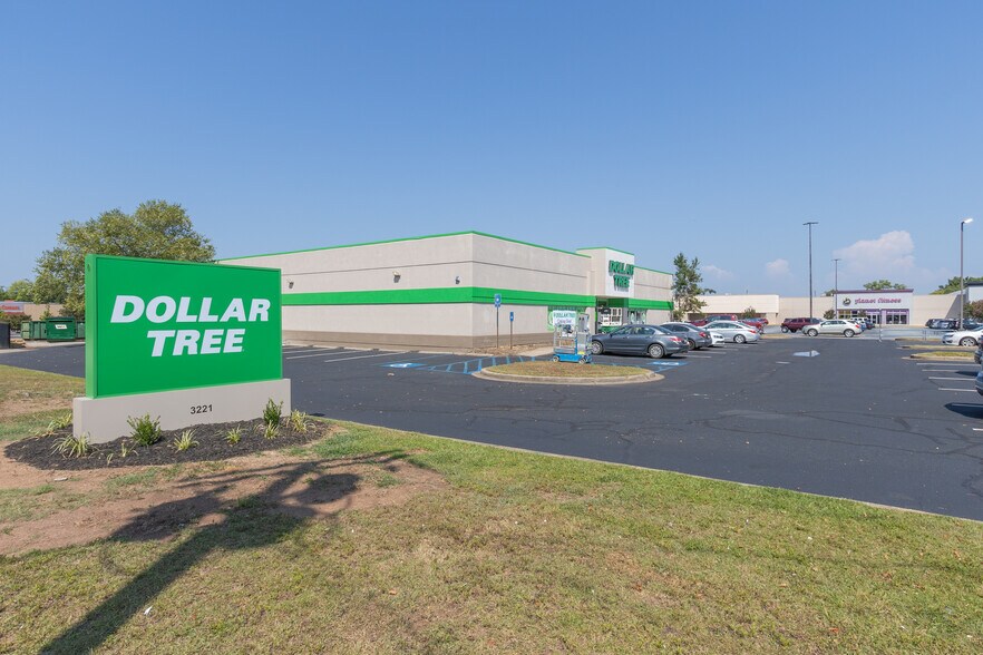3221 Martin Luther King Jr Blvd, Anderson, SC à vendre - Photo de l’immeuble – Image 3 sur 11