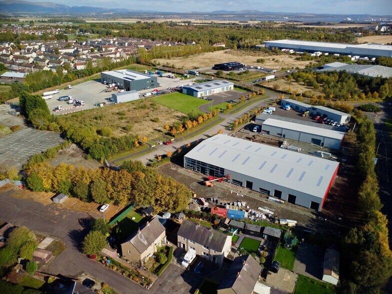 A9 Estate Lammermoor Av, Falkirk à vendre - Photo de l’immeuble – Image 2 sur 9