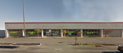 200-400 N Galleria Dr, Middletown, NY à louer Photo de l’immeuble– Image 1 sur 5