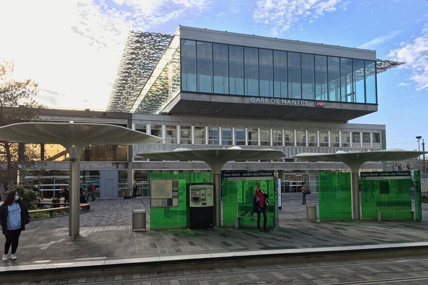 Local d'activités dans Nantes à vendre - Photo de l’immeuble – Image 3 sur 11