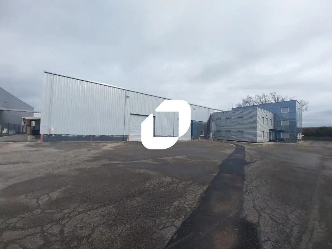 Bureau dans LES ECHETS à louer Photo de l’immeuble– Image 1 sur 14