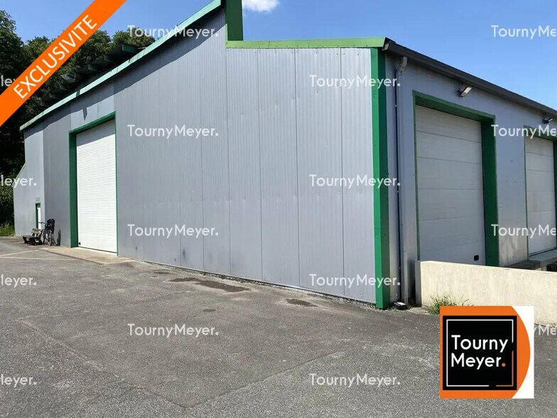 Local d’activités dans Noyal-Châtillon-sur-Seiche à louer - Photo de l’immeuble – Image 2 sur 3