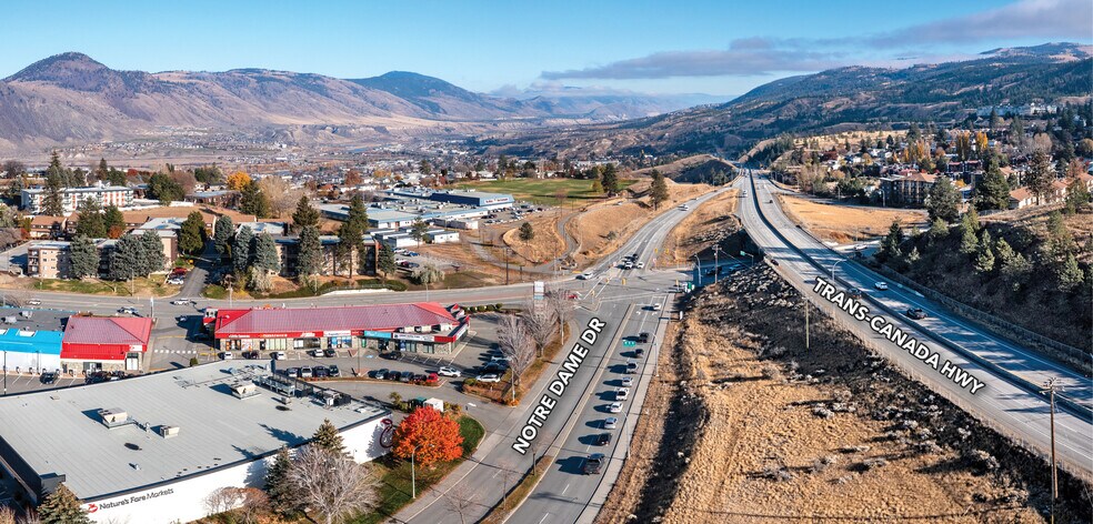 525 Notre Dame Dr, Kamloops, BC à vendre - Photo de l’immeuble – Image 2 sur 2