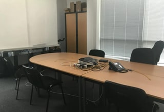 Bureau dans ÉRAGNY à louer Photo intérieure– Image 2 sur 4