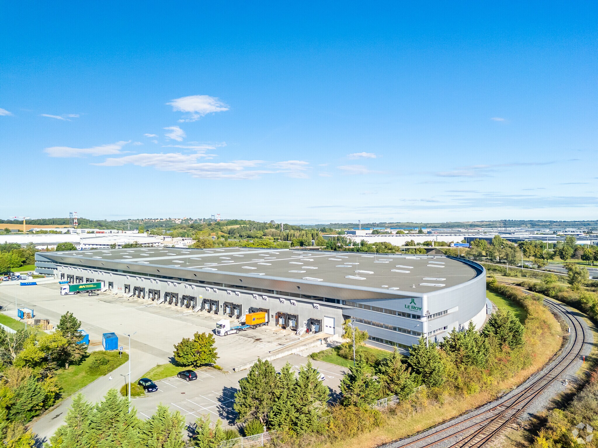 19 Rue De bretagne, Saint-Quentin-Fallavier à louer Photo principale– Image 1 sur 3