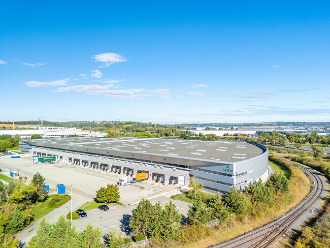 Plus de détails pour 19 Rue De bretagne, Saint-Quentin-Fallavier - Industriel/Logistique à louer