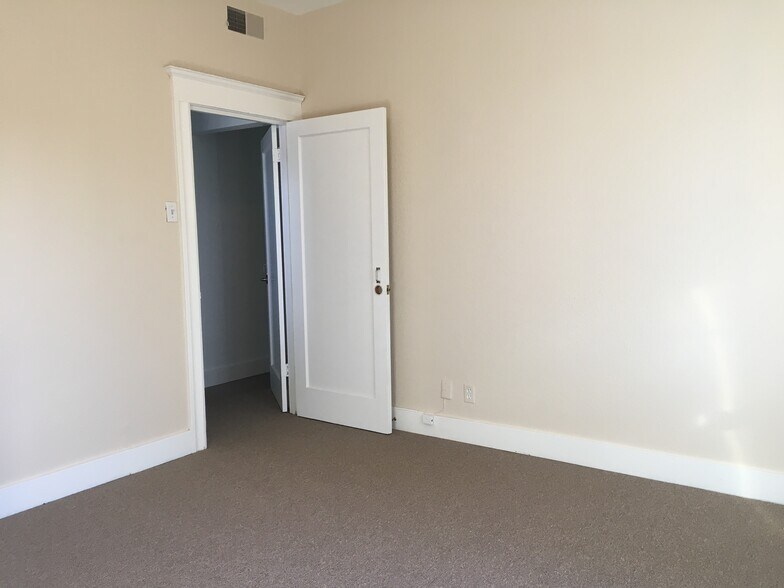 2421 4th St, Berkeley, CA à louer - Photo intérieure – Image 3 sur 12