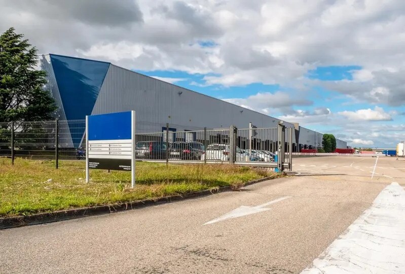 Industriel/Logistique dans Saint-Quentin-Fallavier à louer - Photo de l’immeuble – Image 2 sur 23