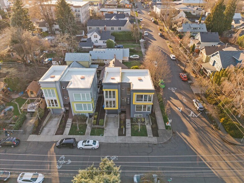 8057 SE 19th Ave, Portland, OR à vendre - Photo de l’immeuble – Image 3 sur 19