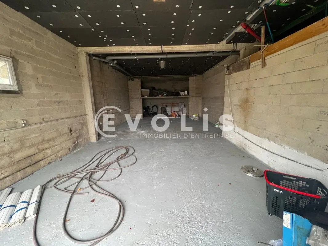 Local d’activités dans Villeneuve-Saint-Georges à louer Photo de l’immeuble– Image 1 sur 5