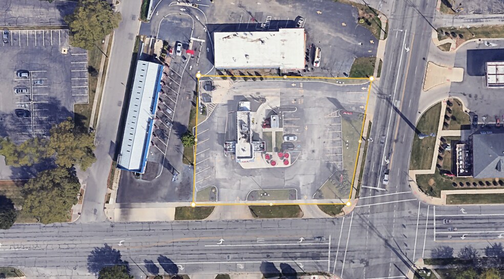 3260 E Broad St, Columbus, OH à louer - Photo de l’immeuble – Image 3 sur 5