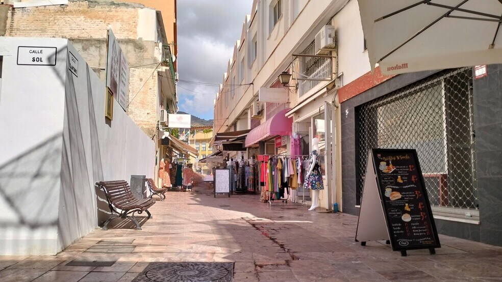 Terrain dans Benalmádena, Málaga à vendre - Photo de l’immeuble – Image 3 sur 10