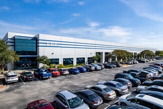 Plus de détails pour 600 Center Ridge Dr, Austin, TX - Industriel/Logistique à louer