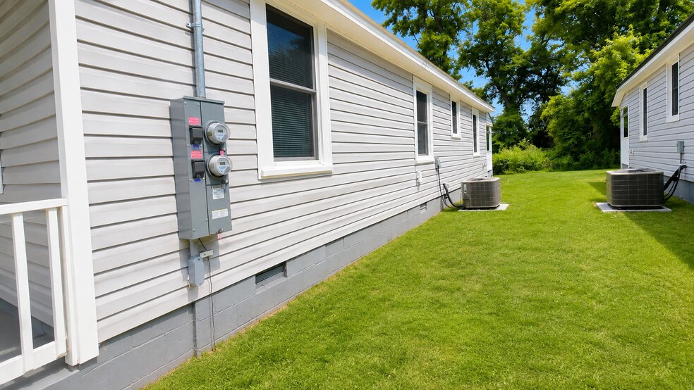 Greenville Duplex Portfolio | 8 Units portefeuille de 2 biens à vendre sur LoopNet.fr - Photo de l’immeuble – Image 3 sur 7