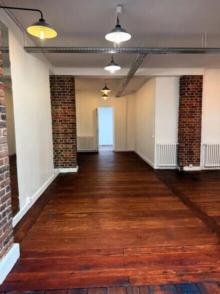 18 Rue Mesnil, Paris à louer - Photo intérieure – Image 3 sur 9