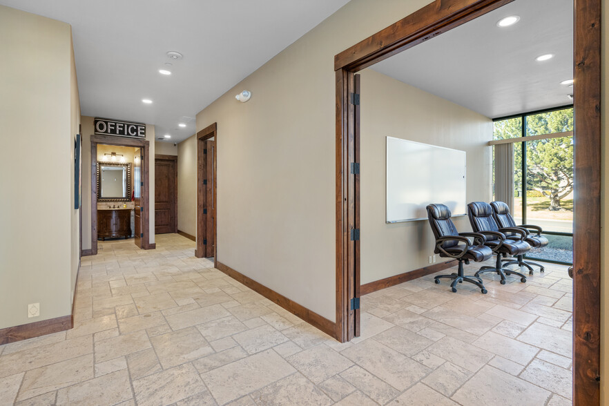 7900 Sugar Pine Ct, Reno, NV à louer - Photo de l’immeuble – Image 3 sur 14