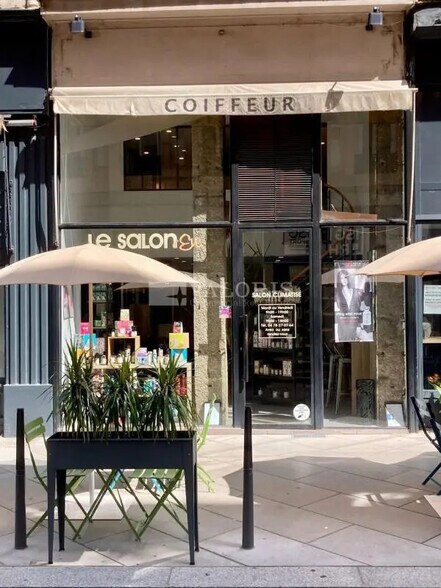 Local commercial dans Lyon à louer - Photo de l’immeuble – Image 2 sur 3