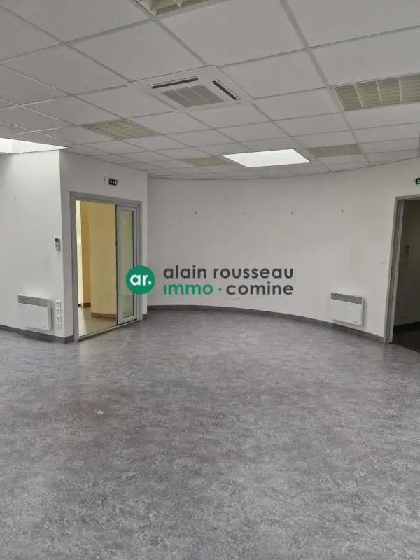 Plus de détails pour Bureau à vendre