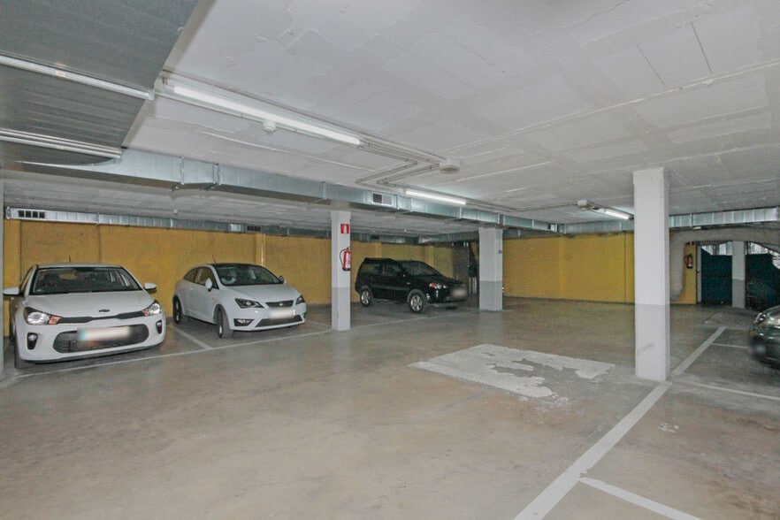 View Photo