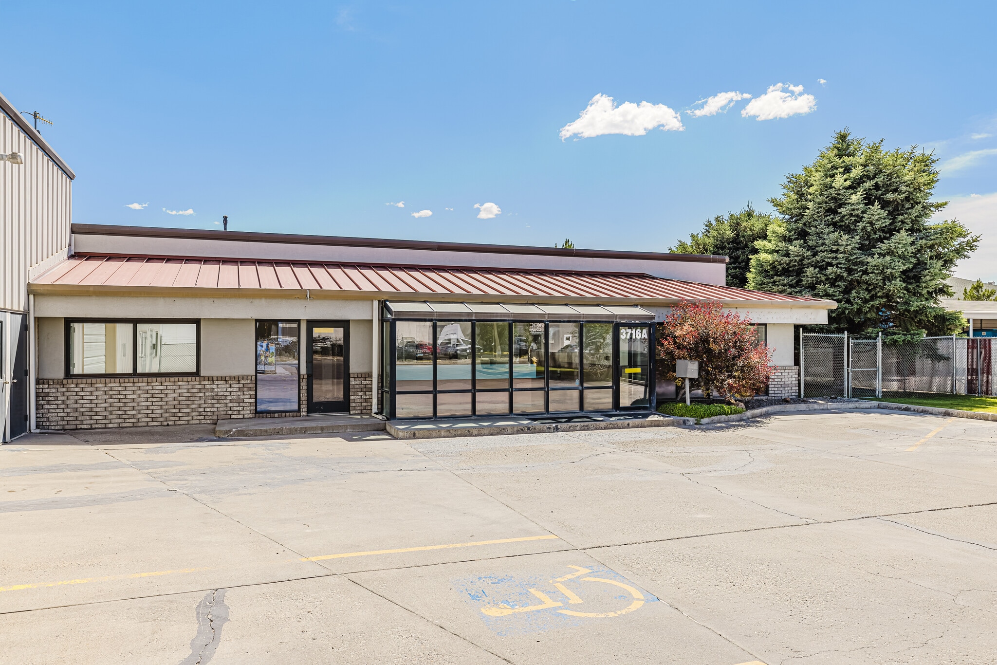 3716 E Idaho St, Elko, NV à louer Photo principale– Image 1 sur 33